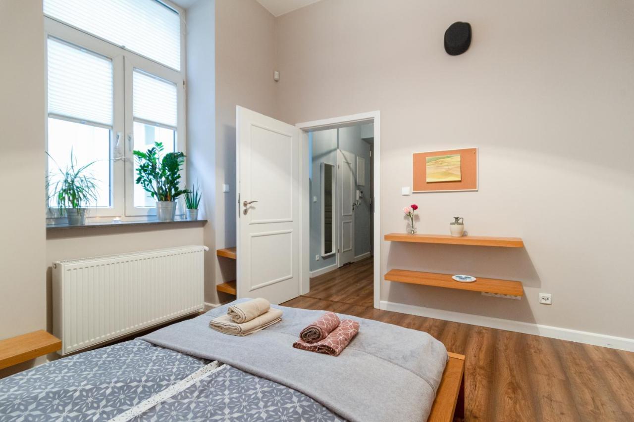 Wonderful, Secluded And Cozy In The Center. Apartment Krasków Exterior foto